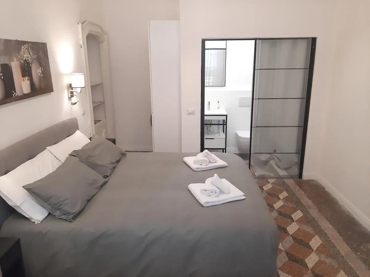 Como Living Apartment